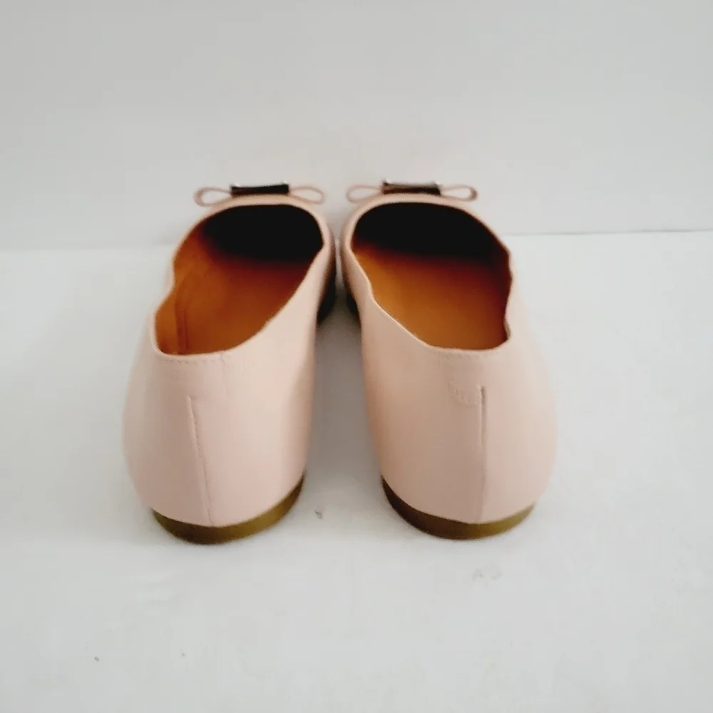 NEW Marc by Marc Jacobs Nude Cap Toe Logo Plaque Ballet Flats Size 7.5